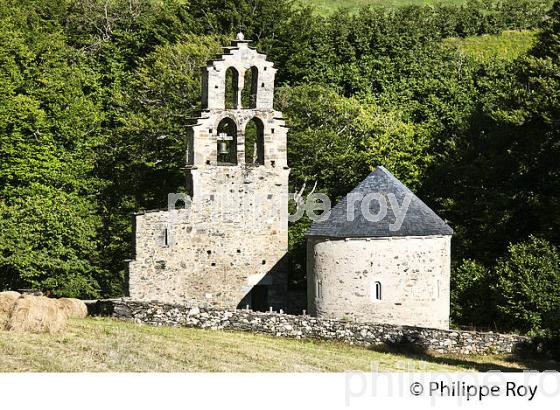 CHAPELLE DES TEMPLIERS, ARAGNOUET, VALLEE D' AURE, HAUTES-PYRENEES (65F07214.jpg)