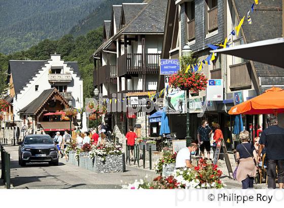 LE VILLAGE DE SAINT-LARY, EN ETE,  VALLEE D' AURE, HAUTES-PYRENEES. (65F07328.jpg)