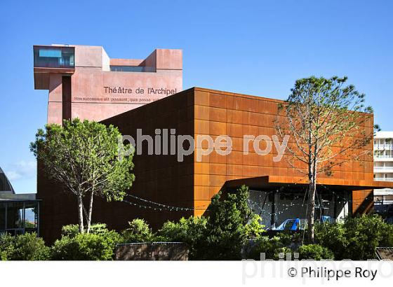 THEATRE DE L' ARCHIPEL, JEAN NOUVEL, ARCHITECTE,  VILLE DE PERPIGNAN, ROUSSILLON, CATALOGNE. (66F00216.jpg)