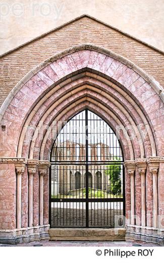 COUVENT DES GRANDS CARMES, QUARTIER  SAINT JACQUES , VILLE DE PERPIGNAN, ROUSSILLON, CATALOGNE. (66F00528.jpg)