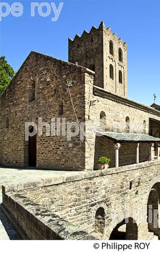 ABBAYE BENEDICTINE  SAINT MARTIN DU CANIGOU, CONFLENT, ROUSSILLON, CATALOGNE, OCCITANIE. (66F00826.jpg)