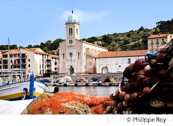 LE PORT DE PECHE,  VILLE DE PORT VENDRES,   COTE VERMEILLE, ROUSSILLON, CATALOGNE. (66F03019.jpg)