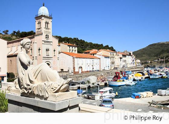 MONUMENT AUX MORTS,PORT VENDRES,   COTE VERMEILLE, ROUSSILLON, CATALOGNE. (66F03020.jpg)