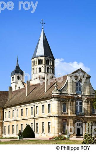 ANCIENNE ABBAYE BENEDICTINE DE CLUNY,  MACONNAIS,  BOURGOGNE. (71F00117.jpg)