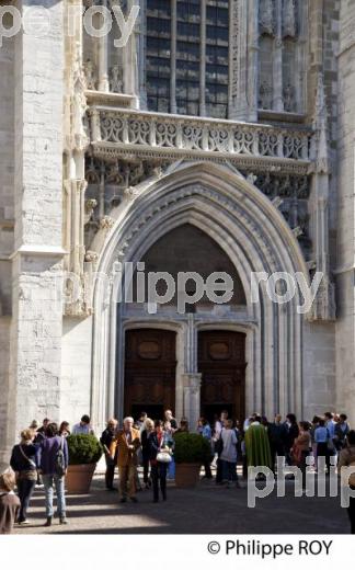 CATHEDRALE DE CHAMBERY, SAVOIE, FRANCE (73F03117.jpg)