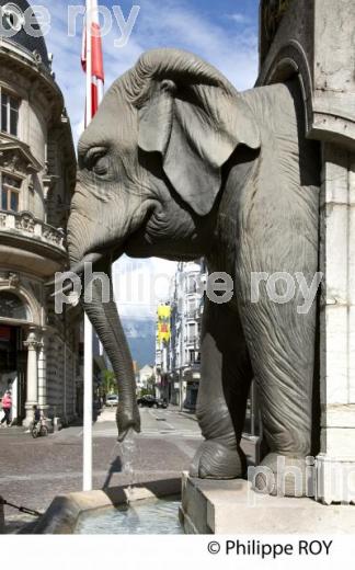 FONTAINE DES ELEPHANTS, CHAMBERY, SAVOIE, FRANCE (73F03230.jpg)