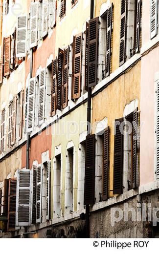 FACADE D'IMMEUBLES, VIEIL ANNECY, HAUTE-SAVOIE, FRANCE (74F01134.jpg)