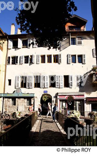 QUAI DE L'ILE, VIEIL ANNECY, HAUTE-SAVOIE, FRANCE (74F01310.jpg)