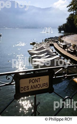 PONT DES AMOURS, VIEIL ANNECY, HAUTE-SAVOIE, FRANCE (74F01336.jpg)