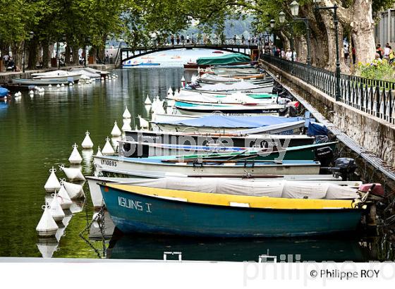 PONT DES AMOURS, VIEIL ANNECY, HAUTE-SAVOIE, FRANCE (74F01338.jpg)