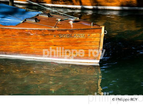 BATEAUX, CANAL DU VASSE, ANNECY, HAUTE-SAVOIE, FRANCE (74F01403.jpg)