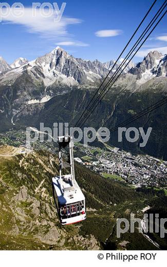 CHAMONIX ET MASSIF DU MONT-BLANC, HAUTE-SAVOIE, FRANCE (74F02940.jpg)