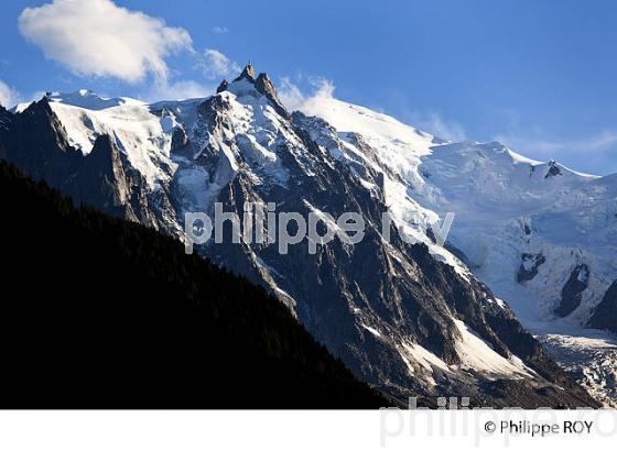 AIGUILLE DU MIDI, MASSIF DU MONT-BLANC, HAUTE-SAVOIE, FRANCE (74F03123.jpg)