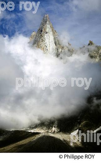 SOMMET DES DRUS, MER DE GLACE, MONT-BLANC, HAUTE-SAVOIE, FRANCE (74F03235.jpg)