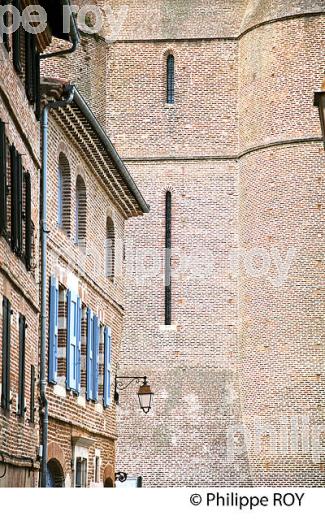 QUARTIER DE CASTELVIEL,  ALBI, TARN. (81F02905.jpg)