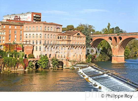 PONT SUR LE TARN ET MOULINS ALBIGEOIS, QUARTIER DE LA MADELEINE,  ALBI, TARN. (81F03131.jpg)