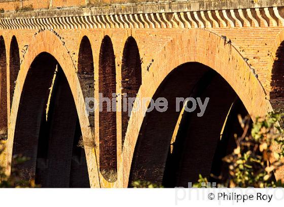 PONT  DU 22 AOUT 1944, SUR LE TARN ,  ALBI, TARN. (81F03140.jpg)