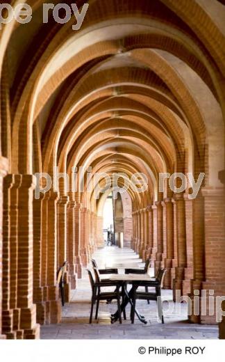 Montauban - Tarn et Garonne (82F00818.jpg)