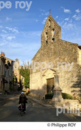 VILLAGE FORTIFIE DE BRUNIQUEL, VALLEE DE L' AVEYRON, TARN-ET-GARONNE. (82F01302.jpg)