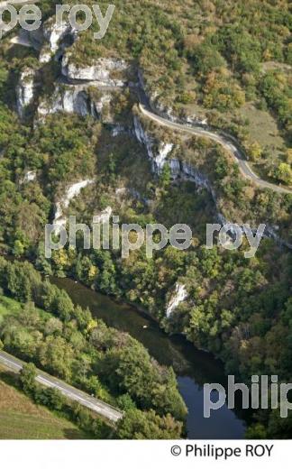 GORGES  DE L' AVEYRON, SAINT-ANTONIN-NOBLE-VAL, TARN ET GARONNE. (82F01408.jpg)