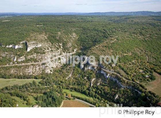 GORGES  DE L' AVEYRON, SAINT-ANTONIN-NOBLE-VAL, TARN ET GARONNE. (82F01409.jpg)
