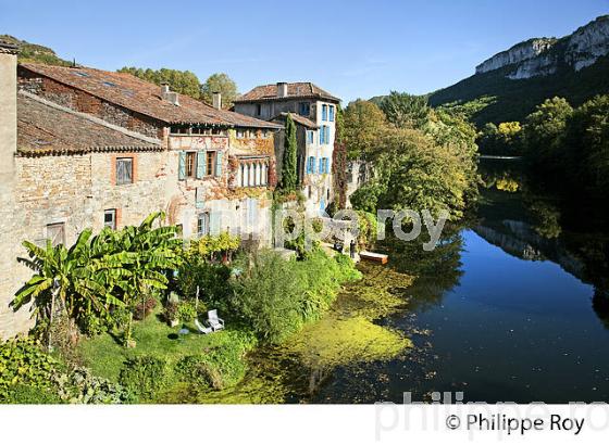 SAINT-ANTONIN-NOBLE-VAL, GORGES  DE L' AVEYRON,TARN ET GARONNE. (82F01622.jpg)