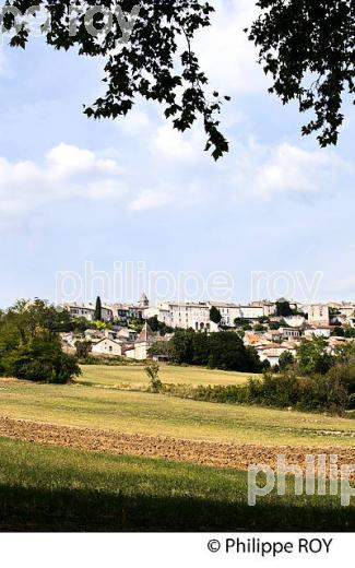 LE  VILLAGE FORTIFIE DE LAUZERTE, QUERCY BLANC,TARN-ET-GARONNE. (82F01838.jpg)