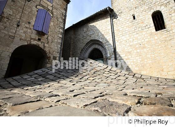 LE  VILLAGE FORTIFIE DE LAUZERTE, QUERCY BLANC,TARN-ET-GARONNE. (82F01908.jpg)
