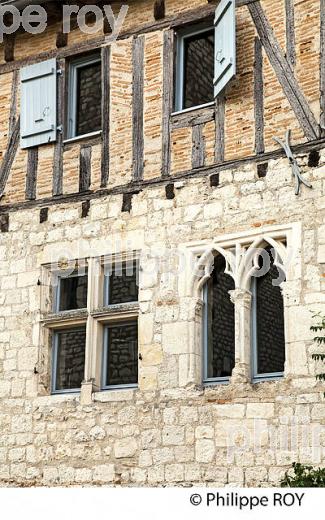 LE  VILLAGE FORTIFIE DE LAUZERTE, QUERCY BLANC,TARN-ET-GARONNE. (82F01921.jpg)