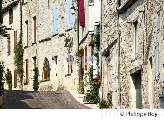 LE  VILLAGE FORTIFIE DE LAUZERTE, QUERCY BLANC,TARN-ET-GARONNE. (82F01925.jpg)