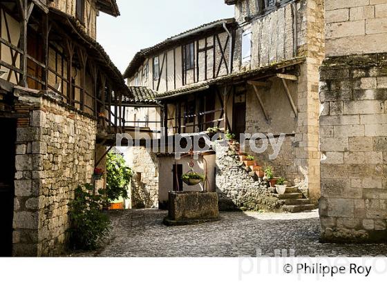 LE  VILLAGE FORTIFIE DE MONTPEZAT-DE-QUERCY, QUERCY BLANC,TARN-ET-GARONNE. (82F02031.jpg)