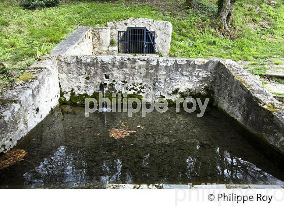 VILLAGE FORTIFIE DE MONTJOI, BASTIDE DE GASCOGNE, TARN ET GARONNE. (82F02305.jpg)