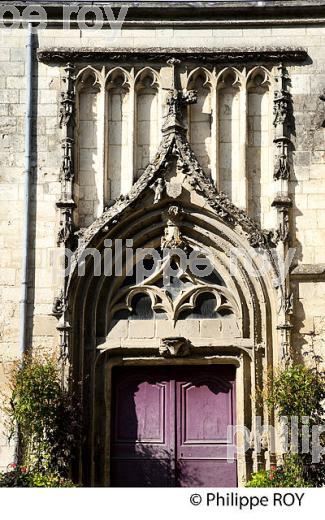 VILLE DE FONTENAY-LE-COMTE, VENDEE, FRANCE (85F01427.jpg)