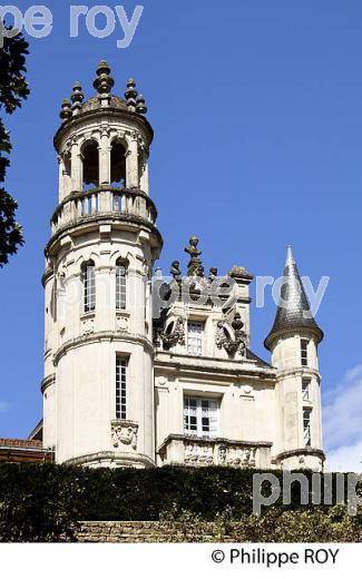 VILLE DE FONTENAY-LE-COMTE, VENDEE, FRANCE (85F01605.jpg)