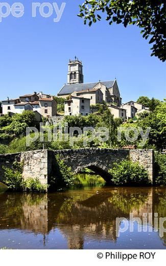 VILLAGE DE BELLAC,  RT PONT SUR LE VINCOU, HAUT-LIMOUSIN, HAUTE-VIENNE. (87F00624.jpg)