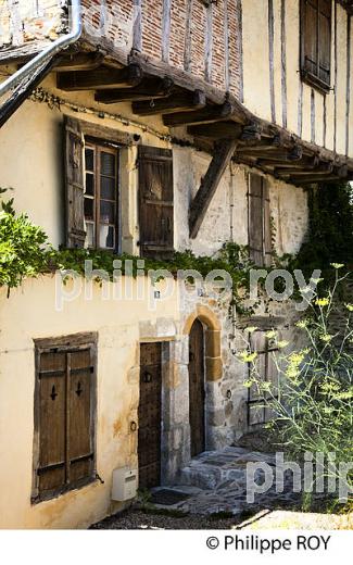 MAISON A COLOMBAGE, VILLE DE BELLAC, HAUT-LIMOUSIN, HAUTE-VIENNE. (87F00634.jpg)