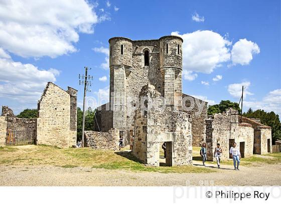 ORADOUR SUR GLANE, VILLAGE MARTYR, HAUTE-VIENNE, LIMOUSIN. (87F01325.jpg)