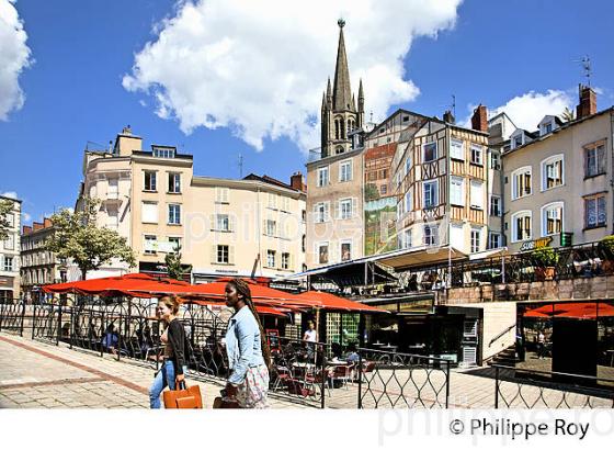 PLACE DE LA MOTTE, QUARTIER DU CHATEAU, LIMOGES, HAUTE-VIENNE, LIMOUSIN. (87F01432.jpg)