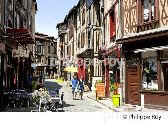 RUE DE LA BOUCHERIE,  QUARTIER DU CHATEAU, LIMOGES, HAUTE-VIENNE-LIMOUSIN. (87F01506.jpg)