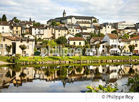 LA VIENNE, ET LE QUARTIER DES PONTICAUDS, LIMOGES, HAUTE-VIENNE. (87F01906.jpg)