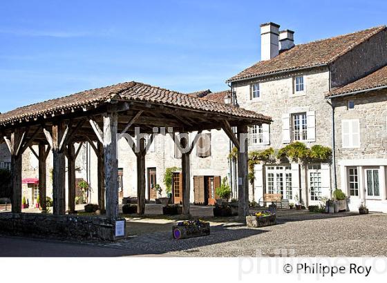 VILLAGE DE MORTEMART, MONTS DE BLOND,  HAUTE-VIENNE, LIMOUSIN. (87F02730.jpg)