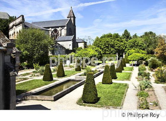 LES JARDINS DE L'  EVECHE,  LIMOGES, HAUTE-VIENNE. (87F03121.jpg)