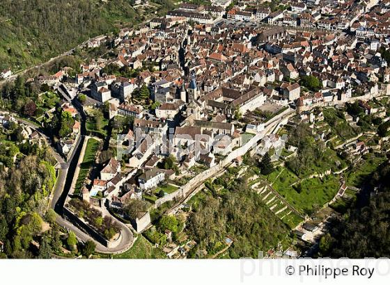 VILLE  FORTIFIEE D' AVALLON, YONNE, BOURGOGNE. (89F00923.jpg)