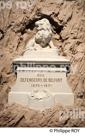 LION DE BELFORT, FRANCHE-COMTE, FRANCE (90F00129.jpg)