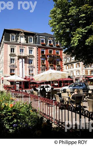 VILLE DE BELFORT, FRANCHE-COMTE, FRANCE (90F00238.jpg)