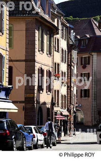 VILLE DE BELFORT, FRANCHE-COMTE, FRANCE (90F00316.jpg)