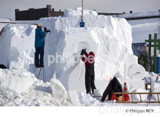 CONCOURS DE SCULPTURE SUR NEIGE, CARNAVAL DE QUEBEC (CA001202.jpg)