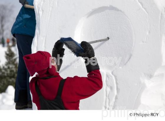 CONCOURS DE SCULPTURE SUR NEIGE, CARNAVAL DE QUEBEC (CA001204.jpg)