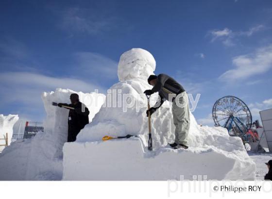 CONCOURS DE SCULPTURE SUR NEIGE, CARNAVAL DE QUEBEC (CA001207.jpg)