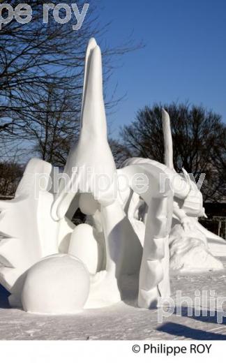CONCOURS DE SCULPTURE SUR NEIGE, CARNAVAL DE QUEBEC (CA001215.jpg)